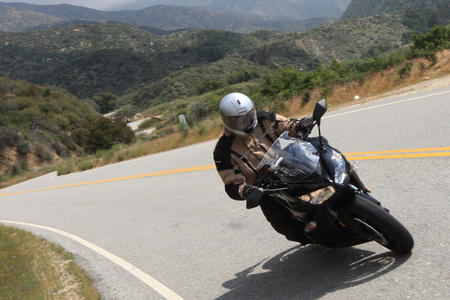 2011 Gentlemen Sportbike Shootout FONZ4960